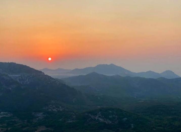 Camp Oaza,Lipa Hotell Cetinje Exteriör bild