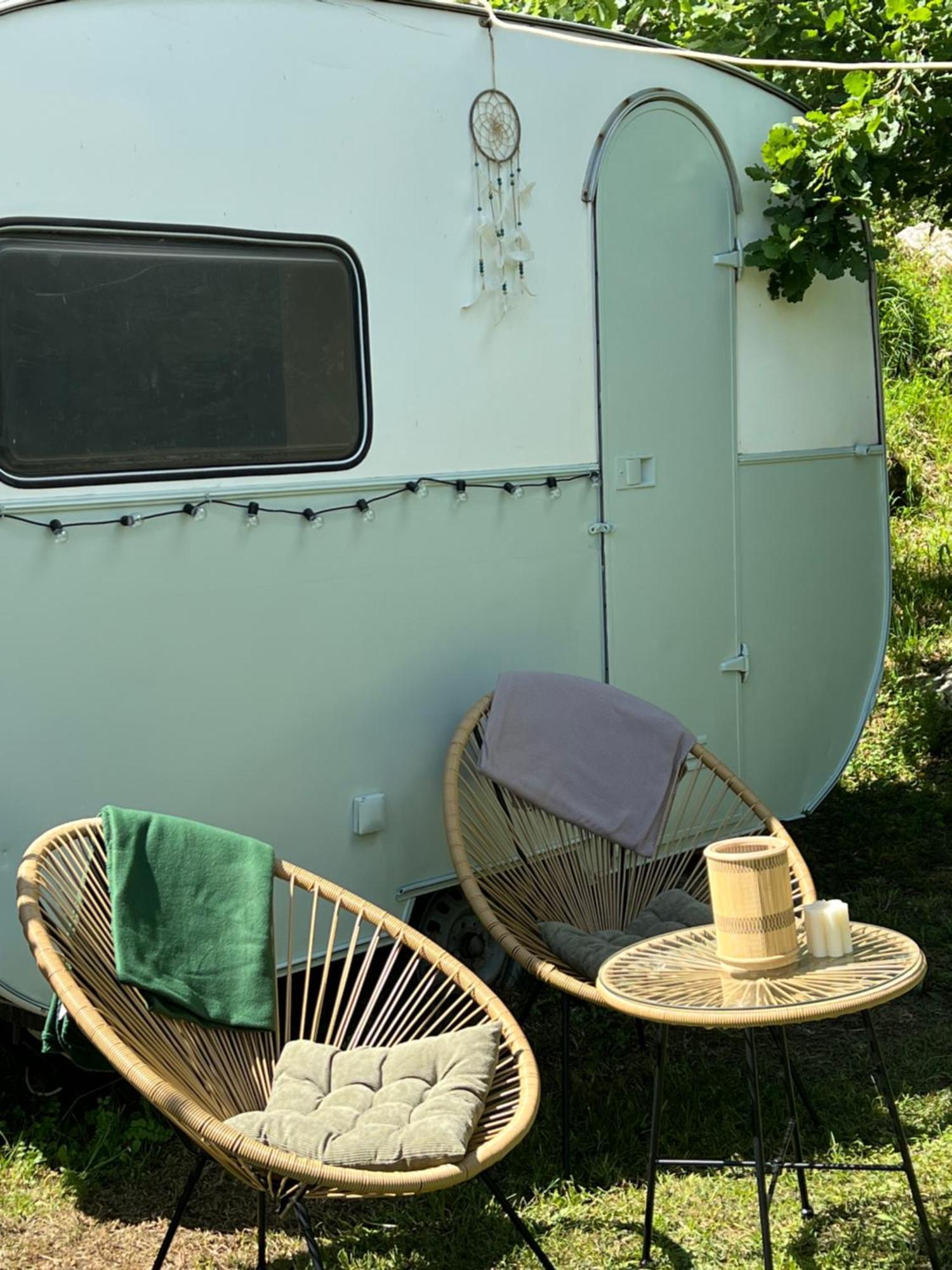 Camp Oaza,Lipa Hotell Cetinje Exteriör bild